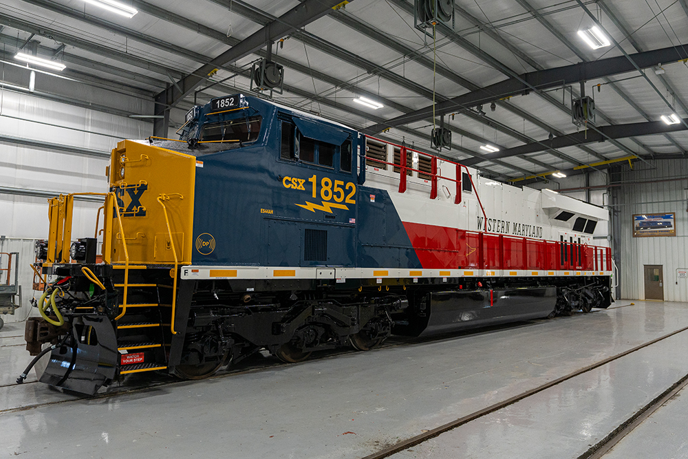 CSX Unveils Western Maryland Heritage Locomotive